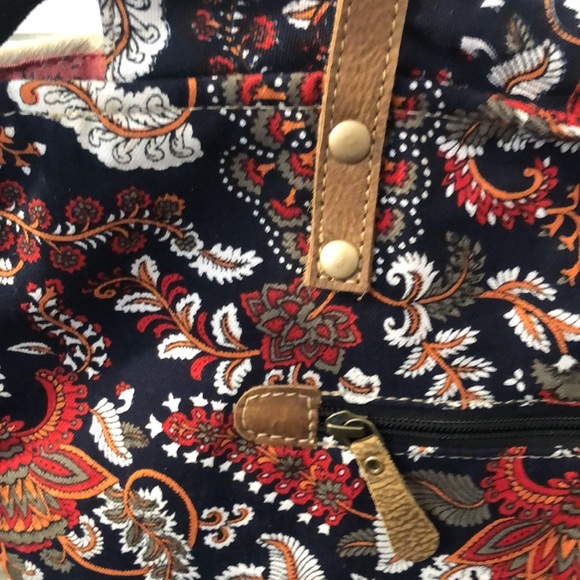 MYRA TOTE🍁FREE SHIPPING🍁 - Picture 8 of 13